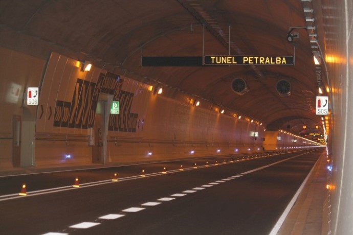Senalconfor_tunel_equipado_Swarflex.jpg